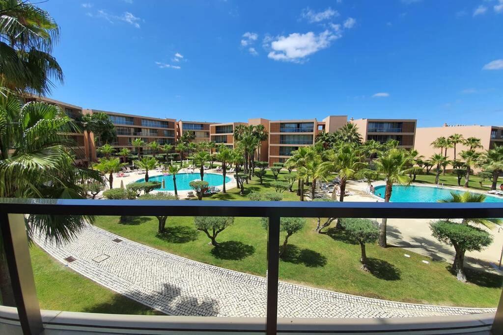 Ambassador Salgados Beach Suites البوفيرا المظهر الخارجي الصورة